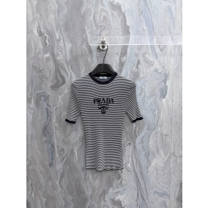 프라다(PRADA) 로고 인타르시아 니트 상의 의류