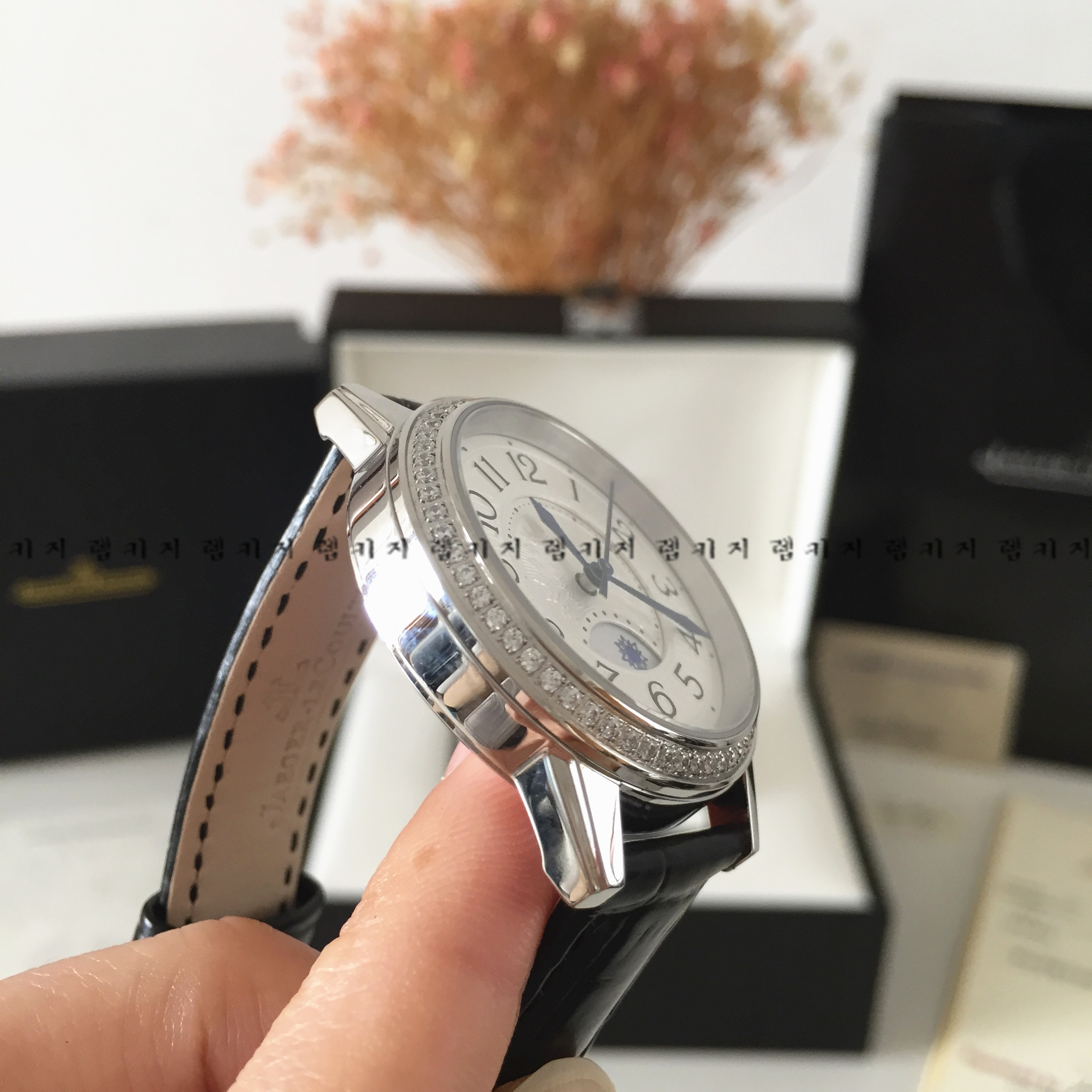 예거르쿨트르 랑데부 나잇데이 가죽시계