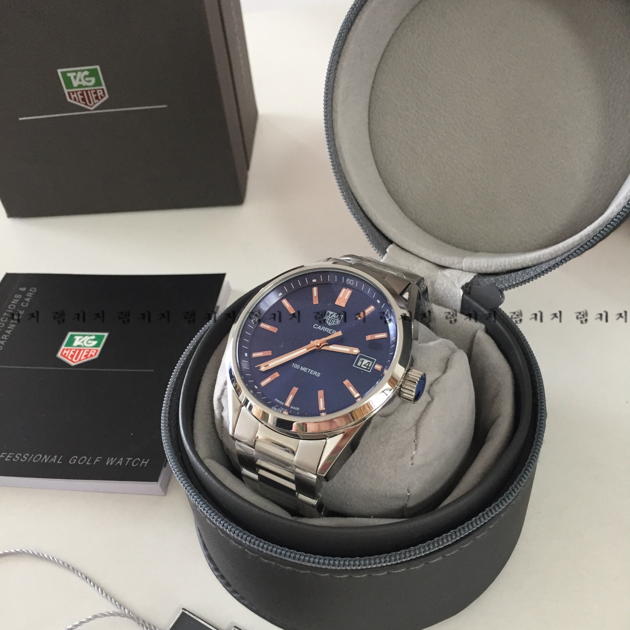 태그호이어 까레라 100 은장 메탈시계