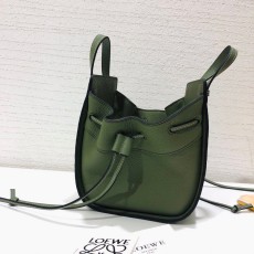 로에베 미니 해먹백 DW 그린 숄더백