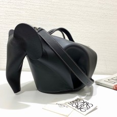 로에베 코끼리 블랙 크로스백