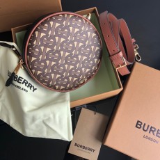 버버리 모노그램 E-캔버스 루이스 숄더백