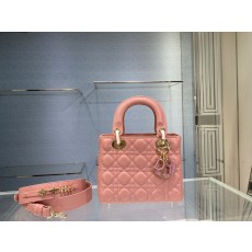 디올 레이디백 이니셜