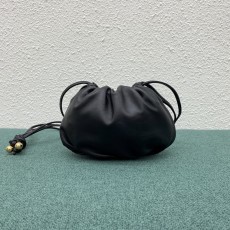 보테가 Nappa Bag