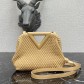 보테가 Triangle Bag