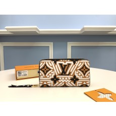 루이비통 오피디아  지퍼 장지갑