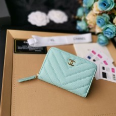 샤넬 보이 지퍼 지갑