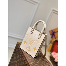 루이비통 쁘띠 삭 플라 M80449