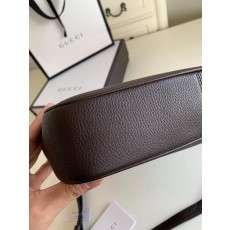 구찌 GG 수프림 크로스백