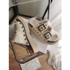 디올 여성 슬리퍼