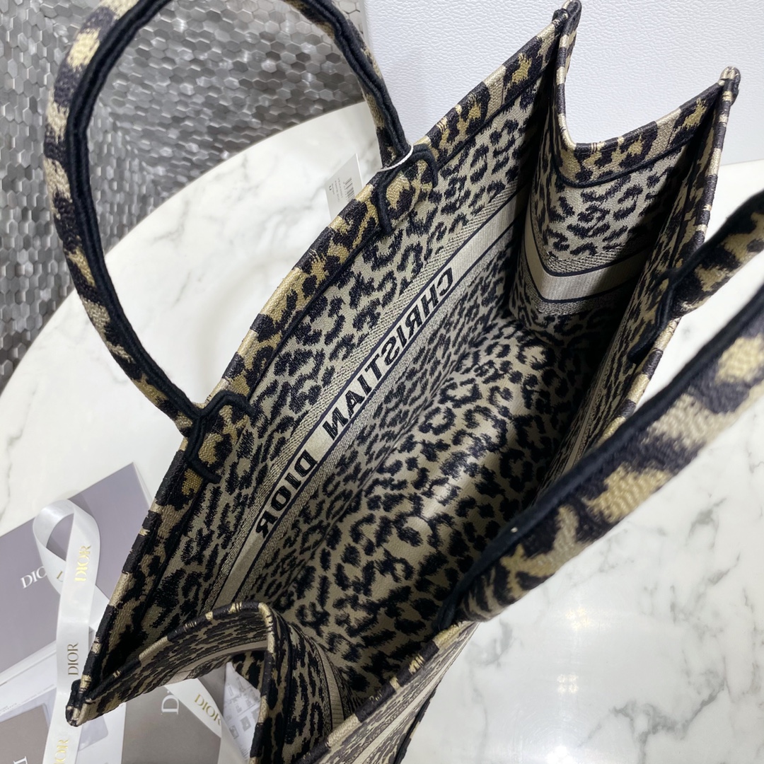 a95c0477e3034f0f90b228a7bae9d114_1716377340_9351.jpg a95c0477e3034f0f90b228a7bae9d114_1716377340_9351_1716377366_1716377477.jpg