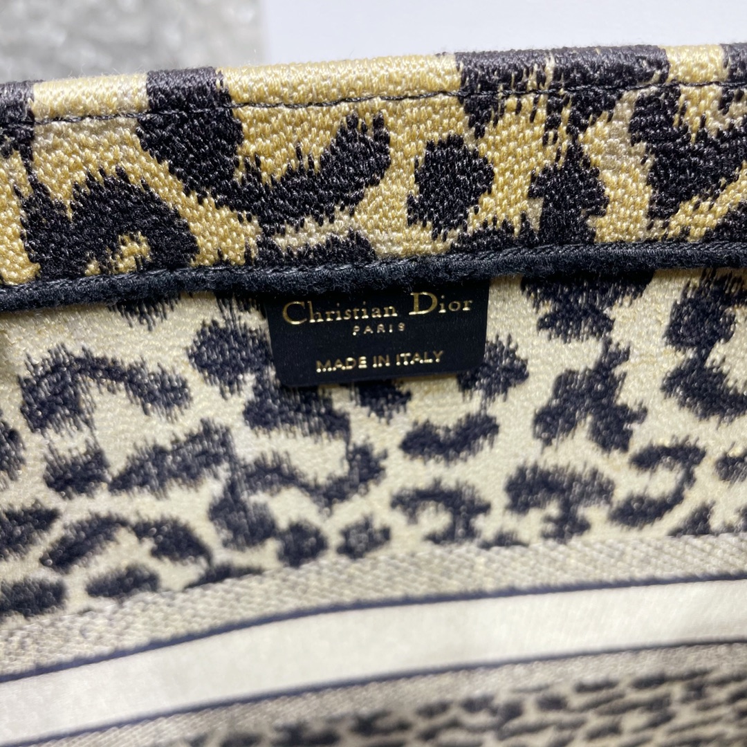 a95c0477e3034f0f90b228a7bae9d114_1716377341_2193.jpg a95c0477e3034f0f90b228a7bae9d114_1716377341_2193_1716377366_1716377477.jpg