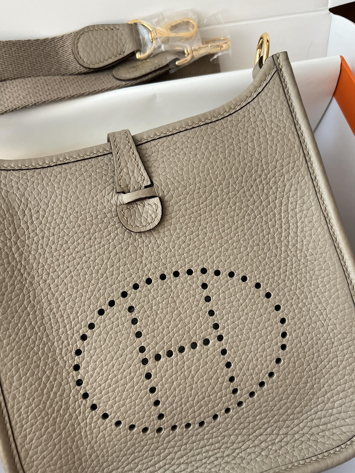 c07f1ffab9b8efaba17381fe0039619f_1716542741_7794.jpg c07f1ffab9b8efaba17381fe0039619f_1716542741_7794_1716542773.jpg