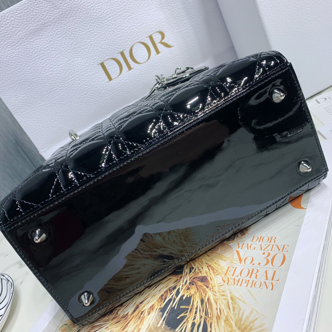 eb0e14000ed02b8bef5918613d902a74_1716819184_1988.jpg eb0e14000ed02b8bef5918613d902a74_1716819184_1988_1716819218.jpg