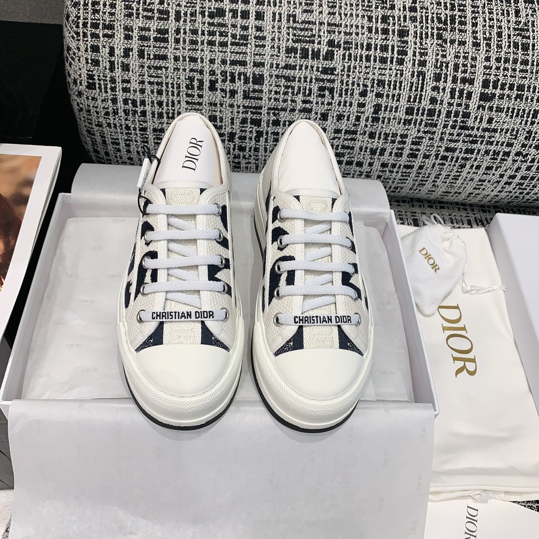 c9a1bb29a15f1816e1d221a2b9774835_1725960993_6152.jpg c9a1bb29a15f1816e1d221a2b9774835_1725960993_6152_1725961069.jpg