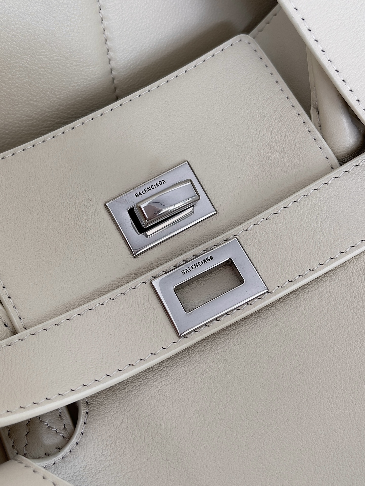 4588d37a9314e4f4e1000cb84bdad679_1728379300_6804.jpg 4588d37a9314e4f4e1000cb84bdad679_1728379300_6804_1728379329.jpg