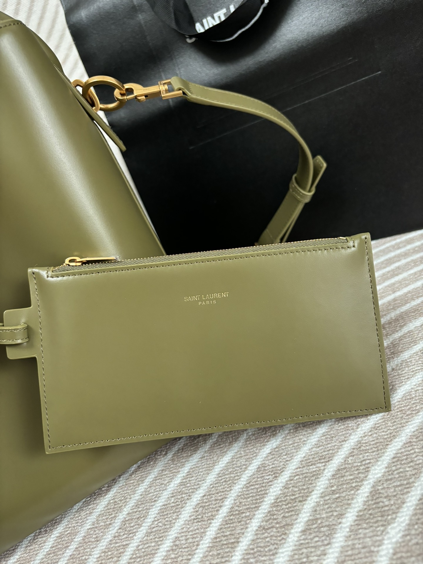 f2d4e0a7b3d9c0e3dde75840dfad0a64_1731334713_9974.jpg f2d4e0a7b3d9c0e3dde75840dfad0a64_1731334713_9974_1731334746.jpg