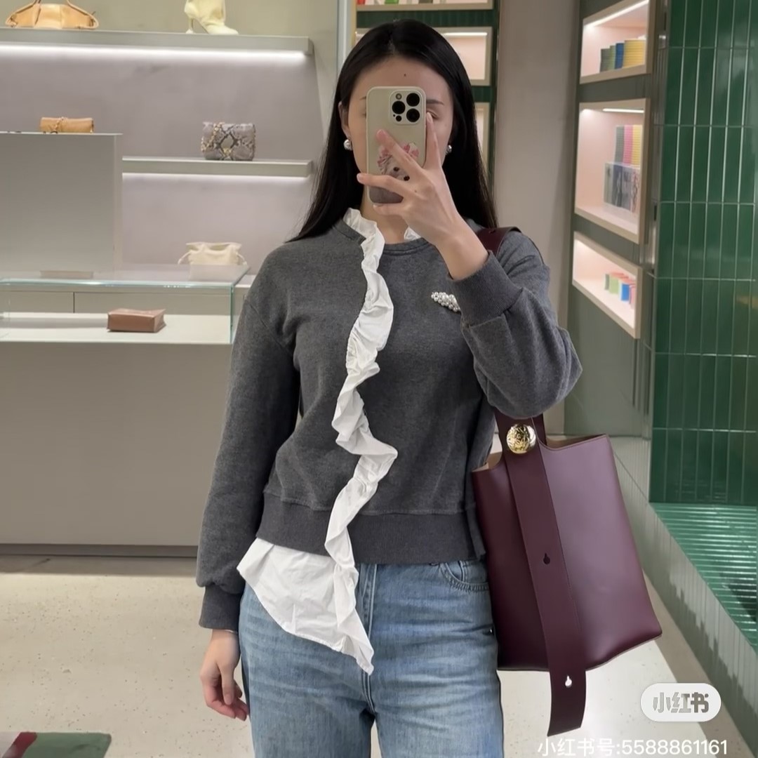 로에베 버킷백 페블 미듐