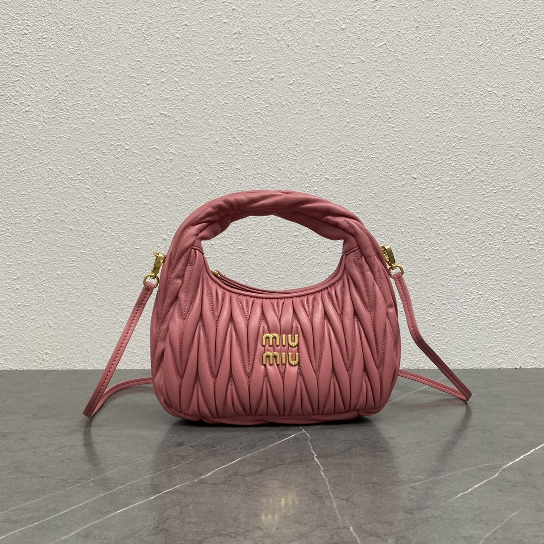 미우미우 숄더백 마틀라쎄 완더 호보백 (고급)