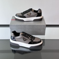 프라다 스니커즈 남성