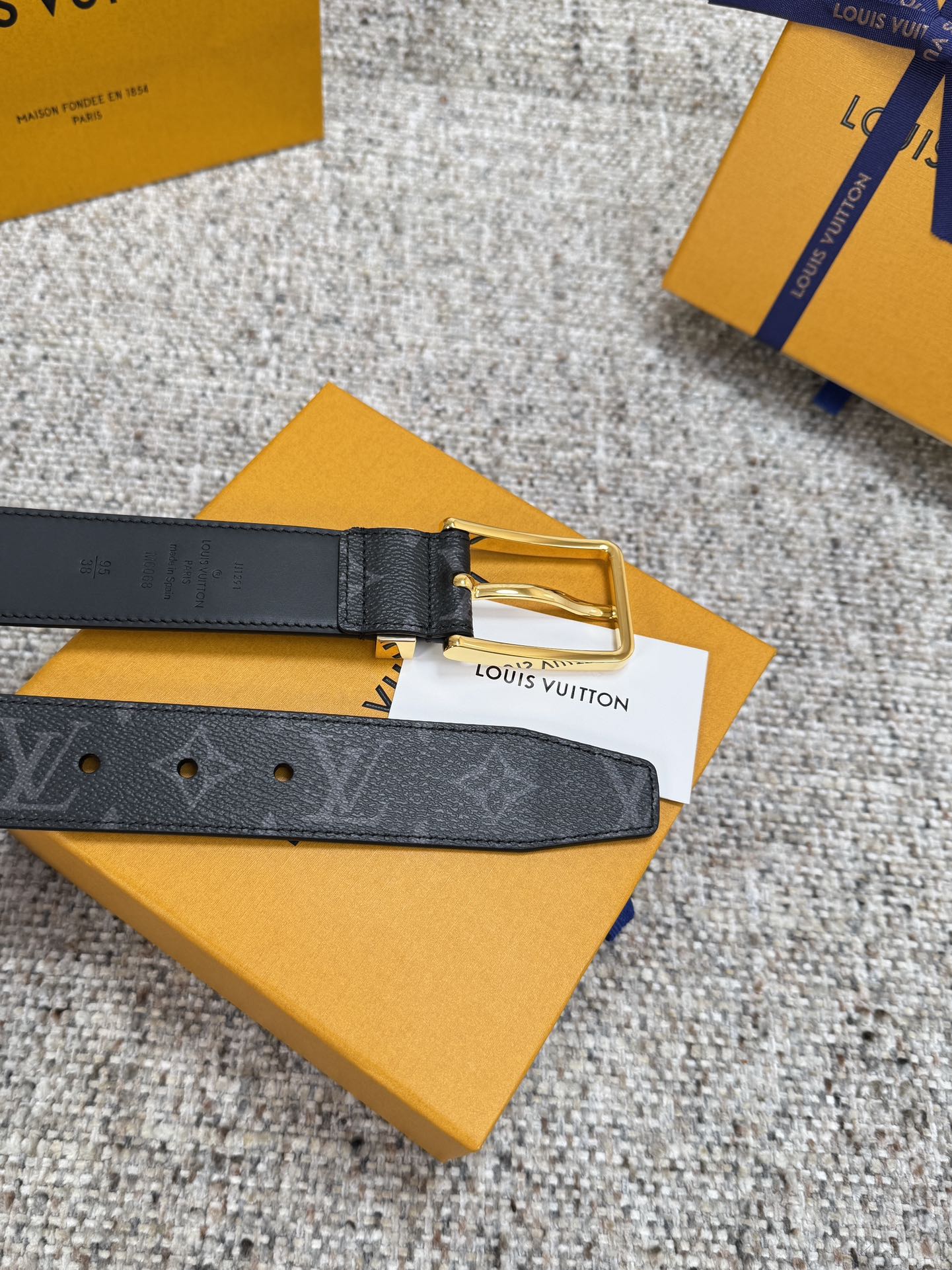 1f95b3908accc34ccab1aa653622cc81_1766128831_5748.jpg 1f95b3908accc34ccab1aa653622cc81_1766128831_5748_1766128862.jpg