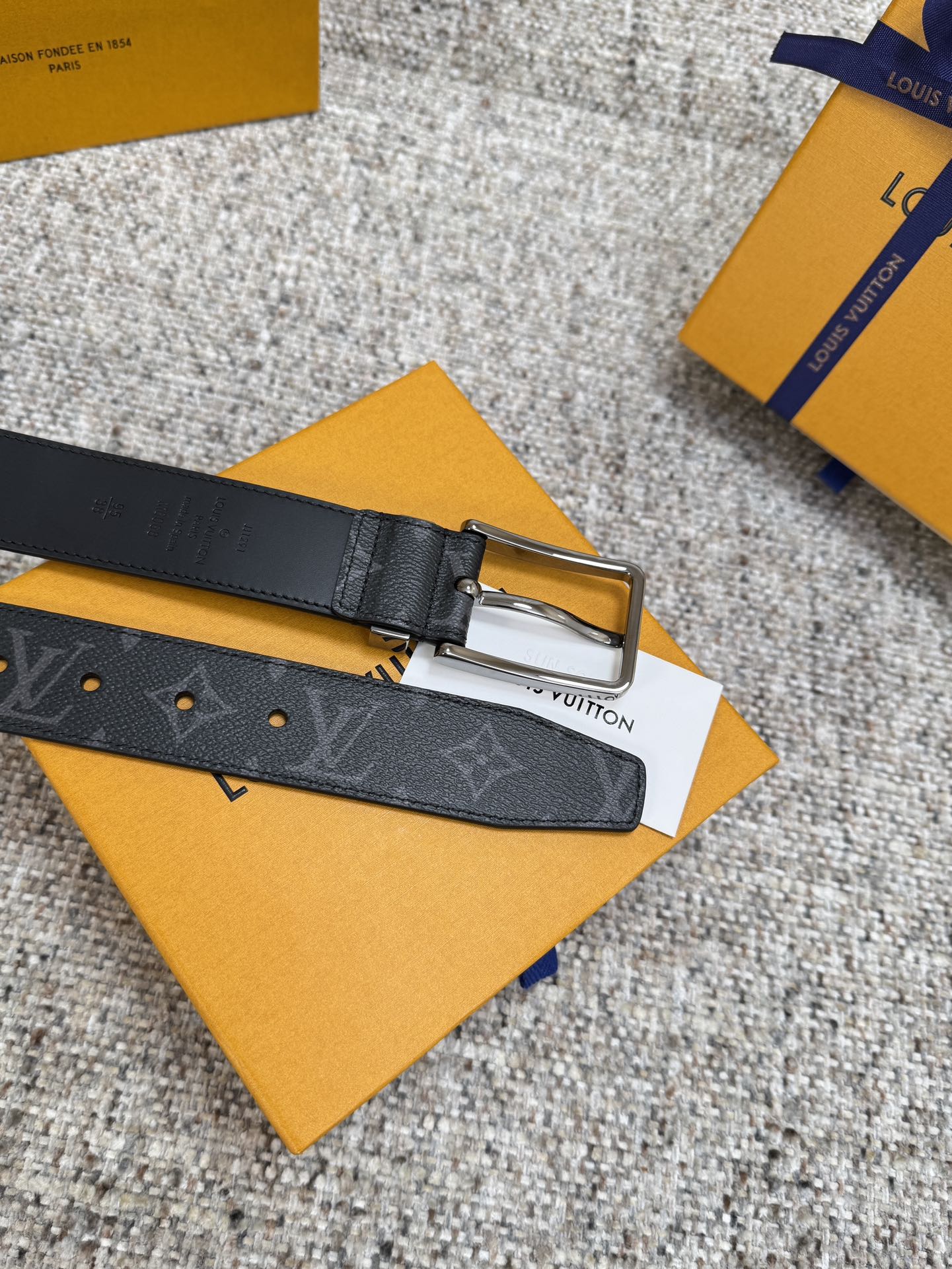 1f95b3908accc34ccab1aa653622cc81_1766128885_8945.jpg 1f95b3908accc34ccab1aa653622cc81_1766128885_8945_1766128908.jpg