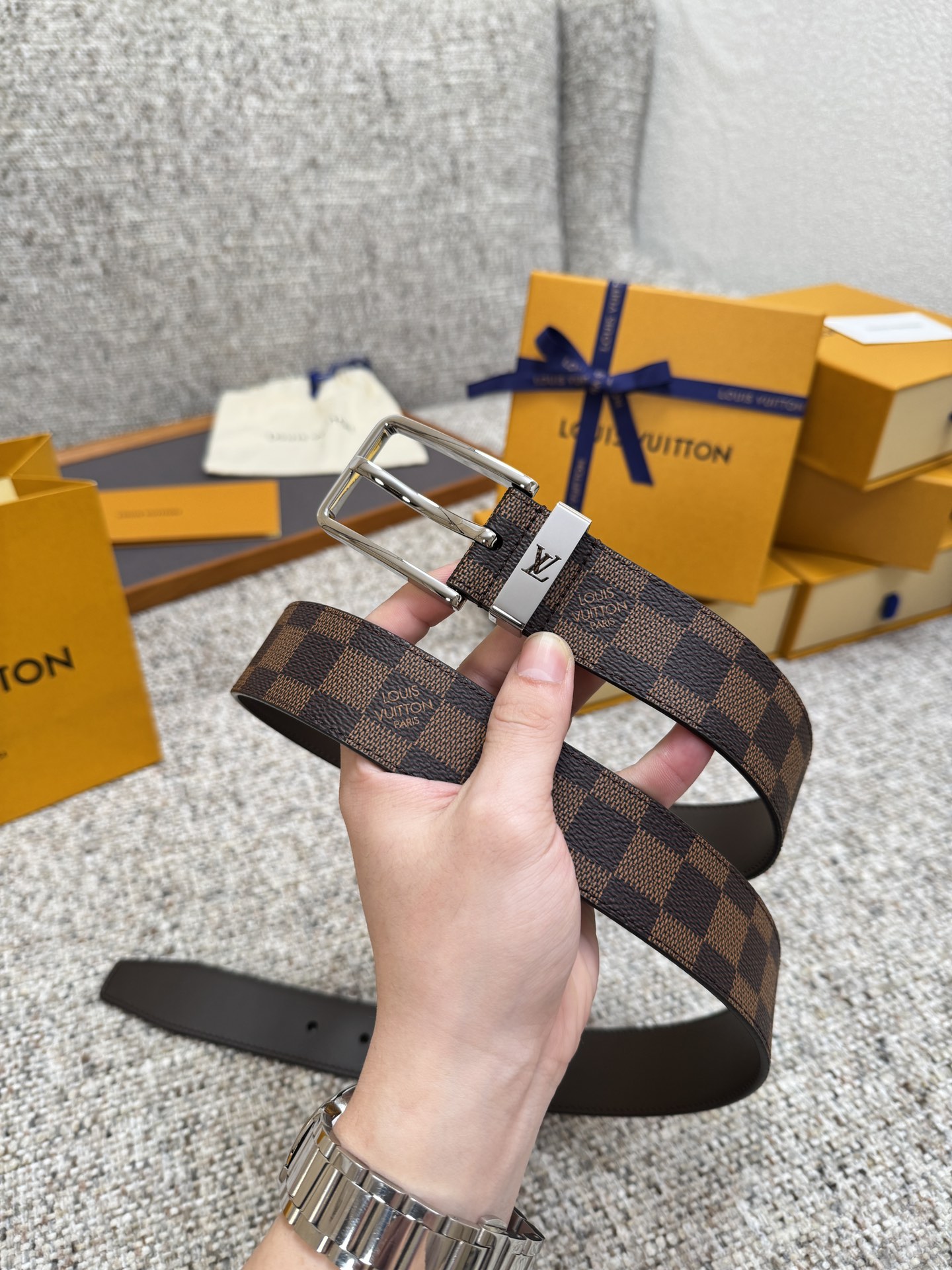 1f95b3908accc34ccab1aa653622cc81_1766129004_7194.jpg 1f95b3908accc34ccab1aa653622cc81_1766129004_7194_1766129043.jpg