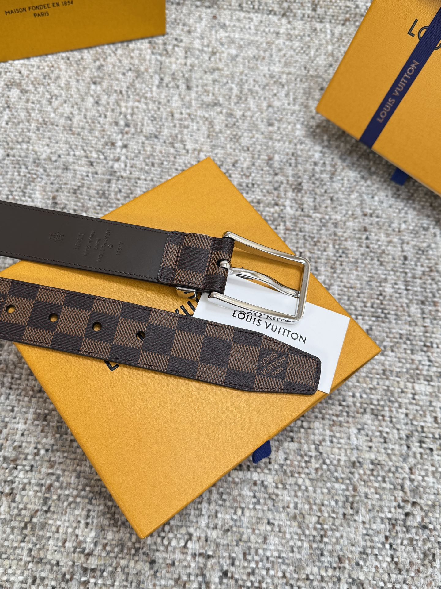 1f95b3908accc34ccab1aa653622cc81_1766129005_1667.jpg 1f95b3908accc34ccab1aa653622cc81_1766129005_1667_1766129043.jpg