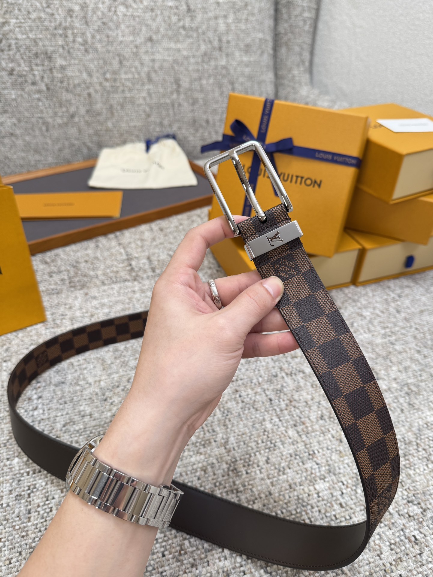 1f95b3908accc34ccab1aa653622cc81_1766129005_2526.jpg 1f95b3908accc34ccab1aa653622cc81_1766129005_2526_1766129043.jpg