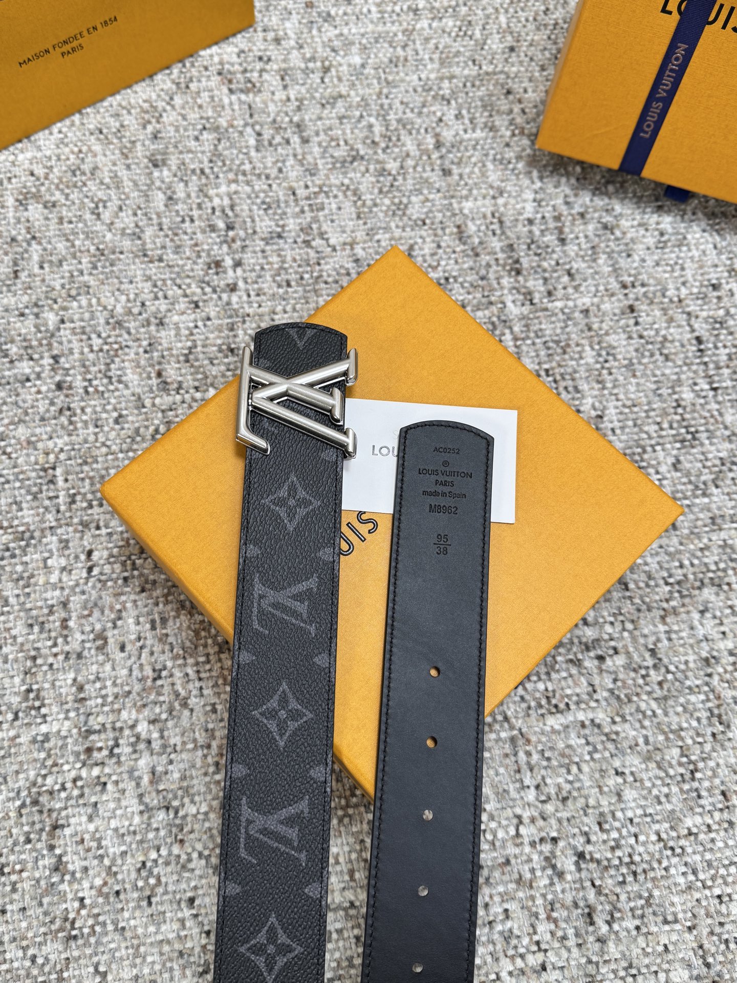 1f95b3908accc34ccab1aa653622cc81_1766129970_8562.jpg 1f95b3908accc34ccab1aa653622cc81_1766129970_8562_1766129995.jpg