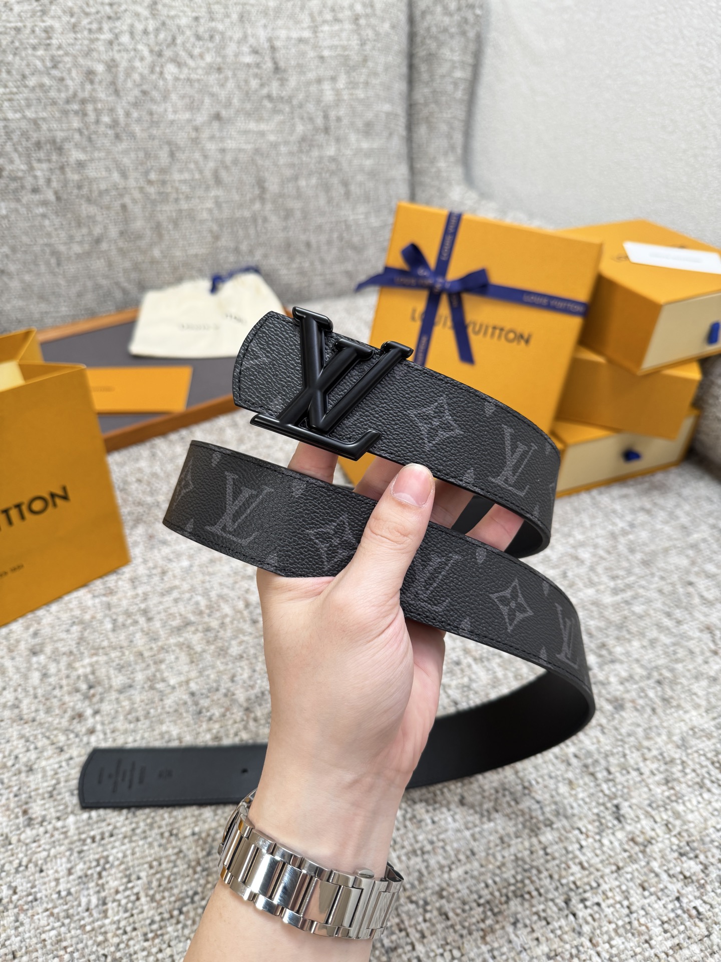 1f95b3908accc34ccab1aa653622cc81_1766130126_4592.jpg 1f95b3908accc34ccab1aa653622cc81_1766130126_4592_1766130215.jpg