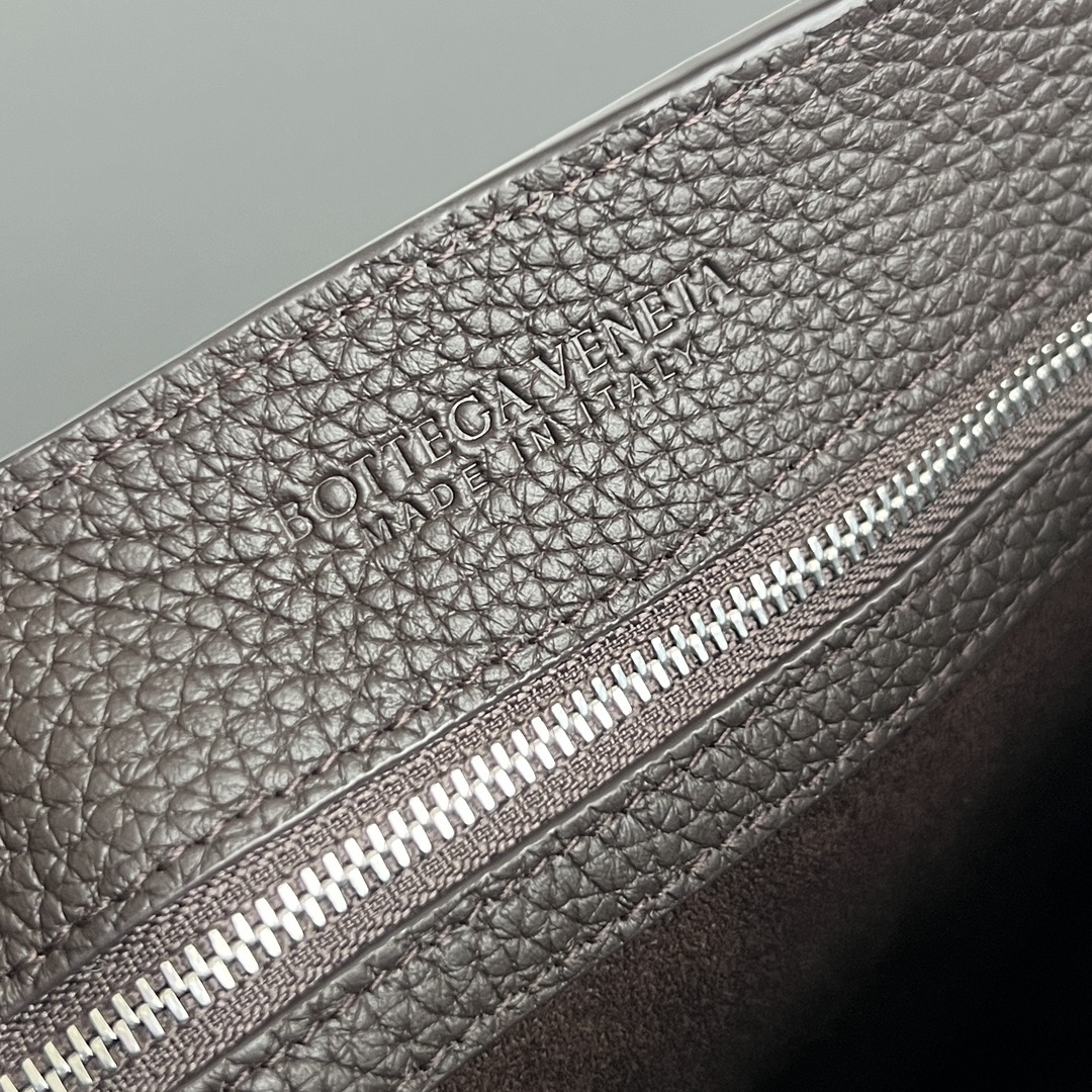 9c79beb55784031540c1080f0e568621_1766657559_2508.jpg 9c79beb55784031540c1080f0e568621_1766657559_2508_1766657600.jpg