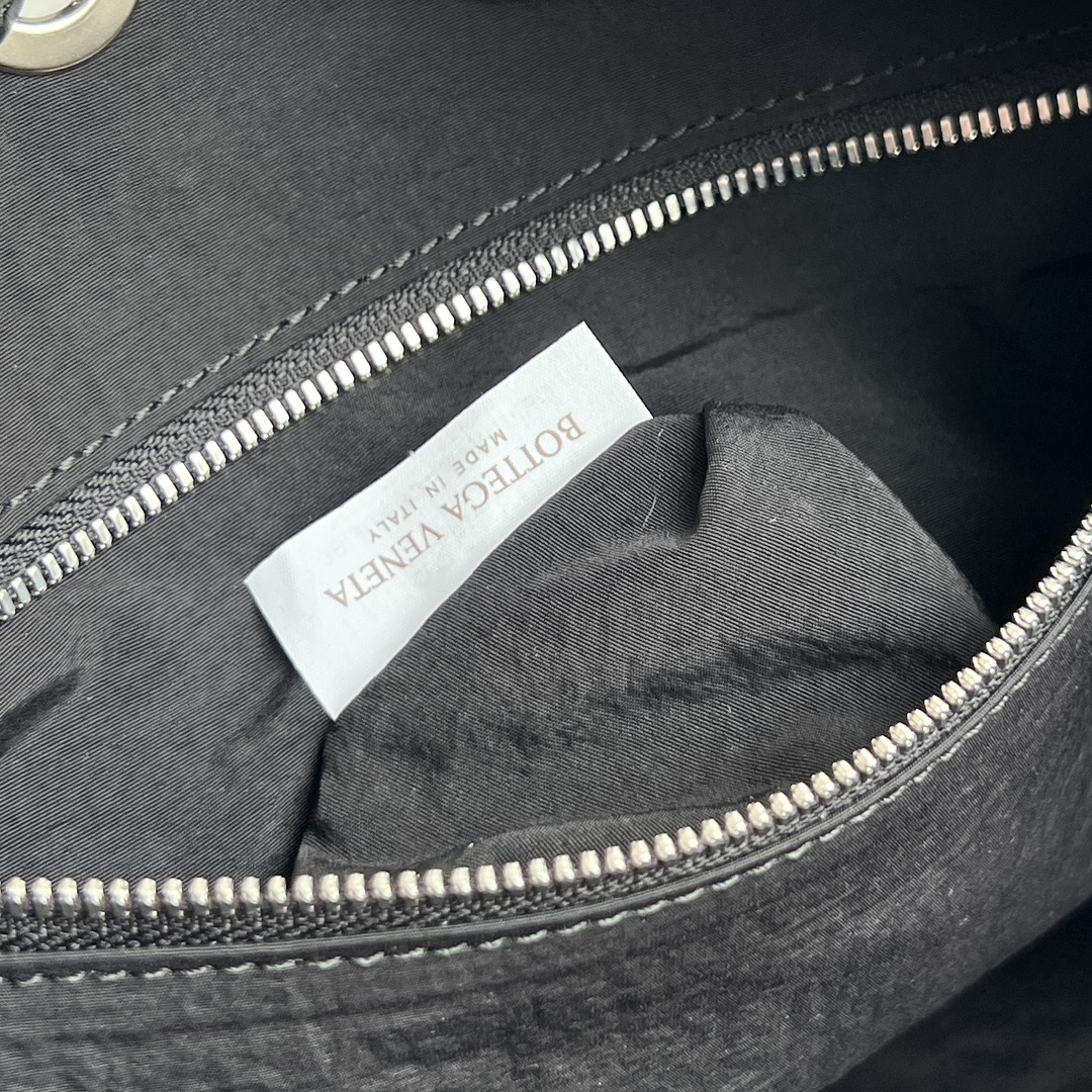 9c79beb55784031540c1080f0e568621_1766661225_9615.jpg 9c79beb55784031540c1080f0e568621_1766661225_9615_1766662900.jpg