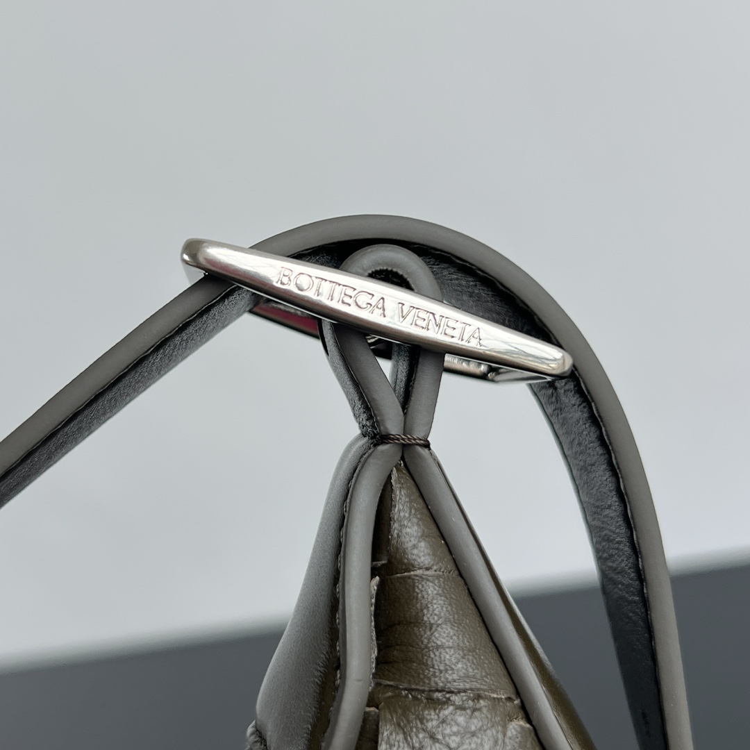 9c79beb55784031540c1080f0e568621_1766661564_3725.jpg 9c79beb55784031540c1080f0e568621_1766661564_3725_1766661651_1766661843.jpg