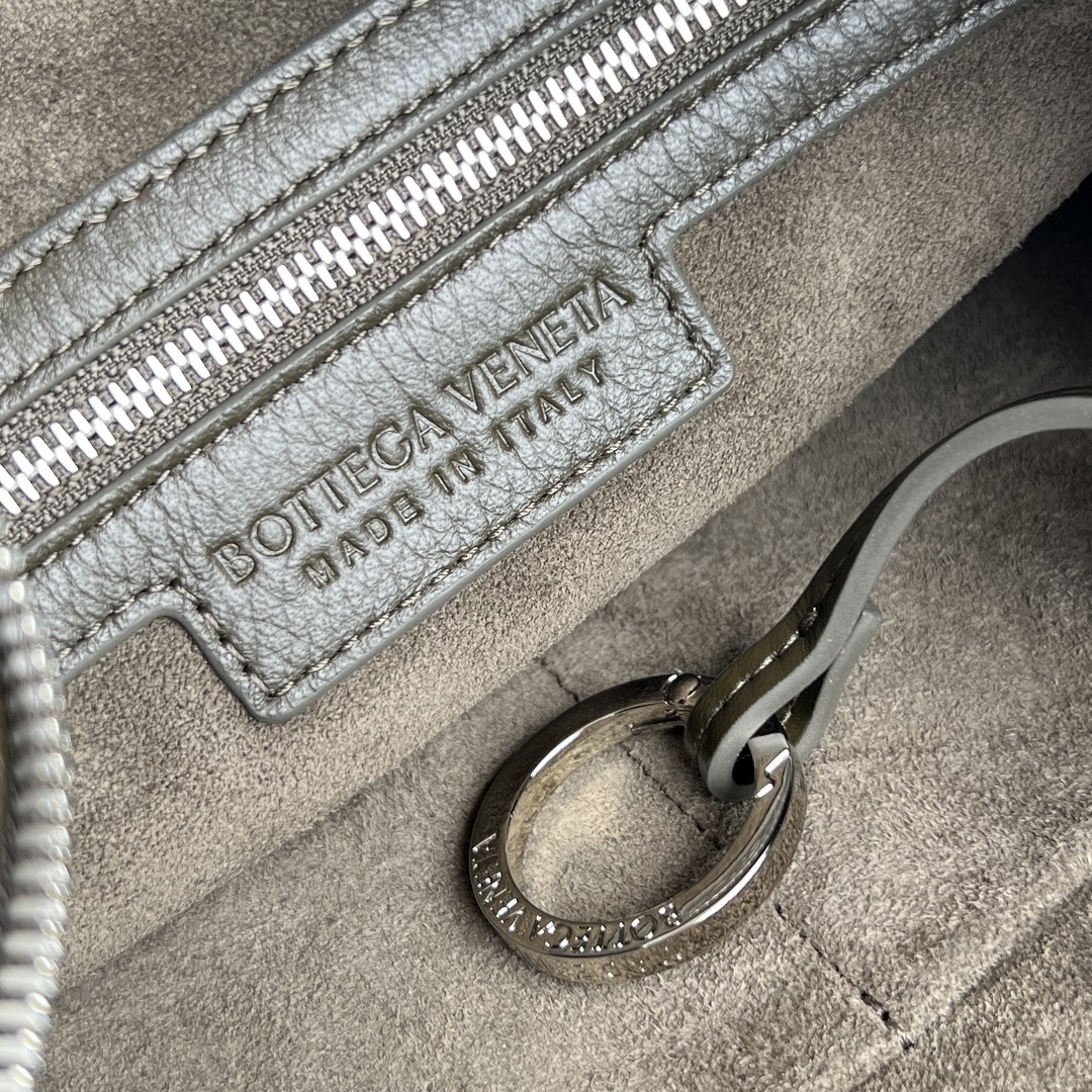 9c79beb55784031540c1080f0e568621_1766661564_4831.jpg 9c79beb55784031540c1080f0e568621_1766661564_4831_1766661651_1766661843.jpg