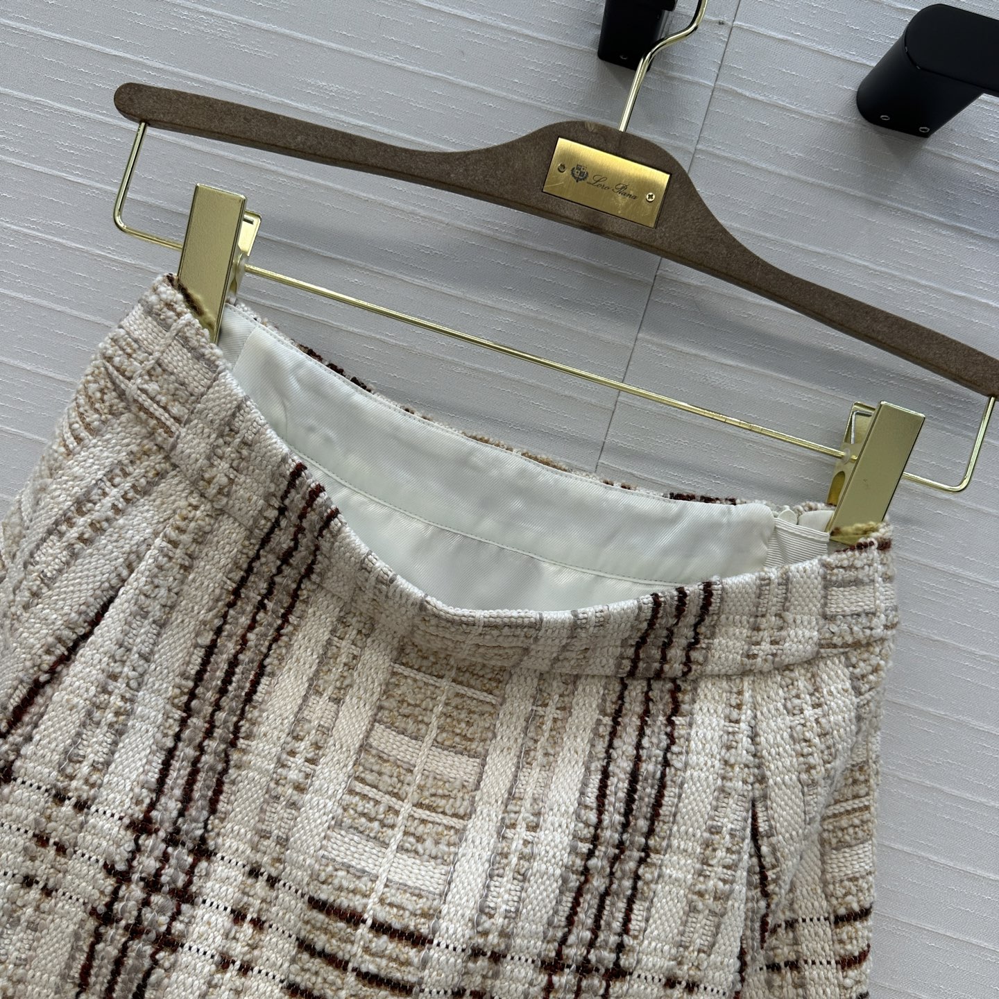 c36725c18b96b02d2b7666cc7e73609d_1765211432_05.jpg c36725c18b96b02d2b7666cc7e73609d_1765211432_05.jpg