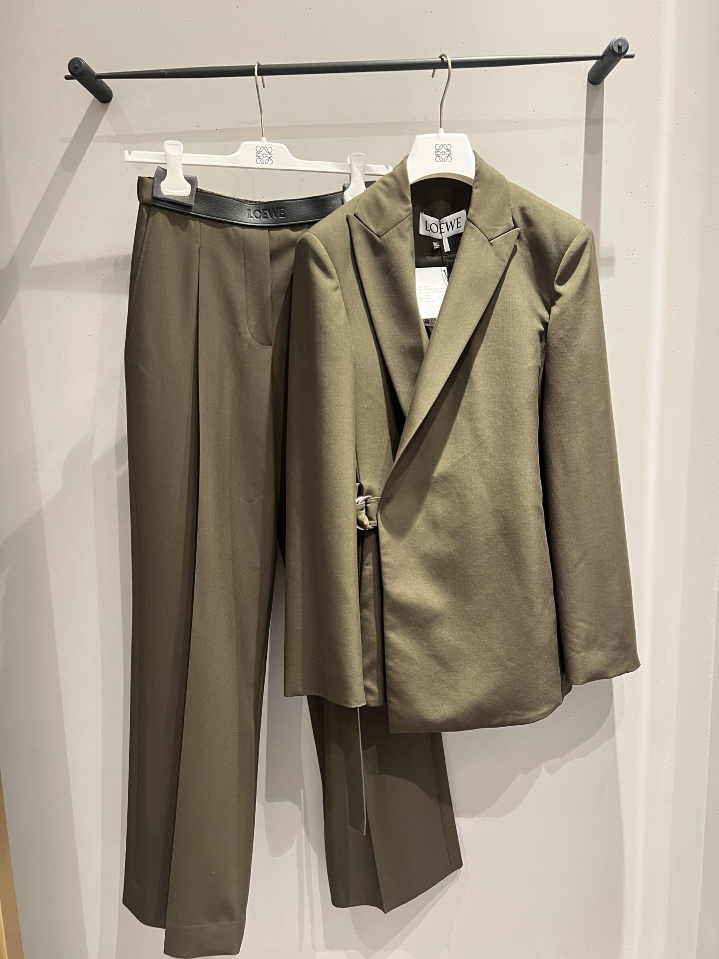 c36725c18b96b02d2b7666cc7e73609d_1765213944_3987.jpg c36725c18b96b02d2b7666cc7e73609d_1765213944_3987_1765214189_1765214323.jpg