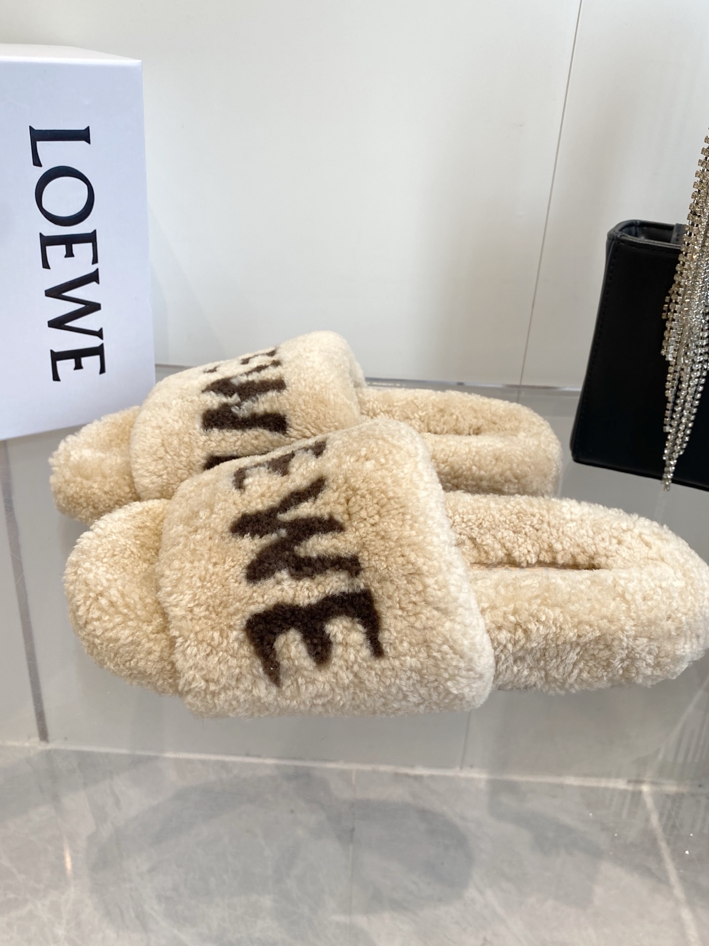 cfad288bee7b0030a91843600fc6be91_1765963737_8953.jpg cfad288bee7b0030a91843600fc6be91_1765963737_8953_1765963753.jpg