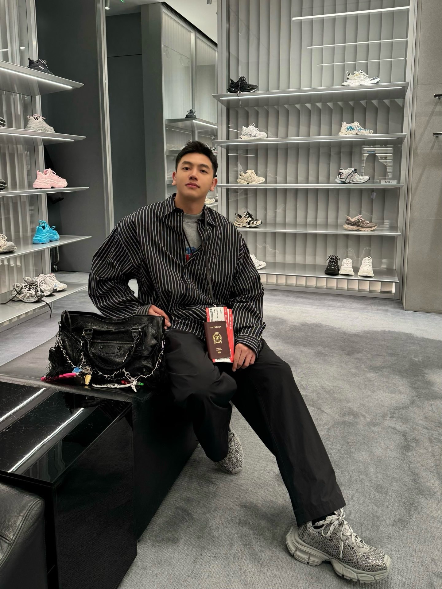 e6717f59e69b1c5588daa3fbc3d9a874_1765486975_864.jpg e6717f59e69b1c5588daa3fbc3d9a874_1765486975_864_1765487129.jpg