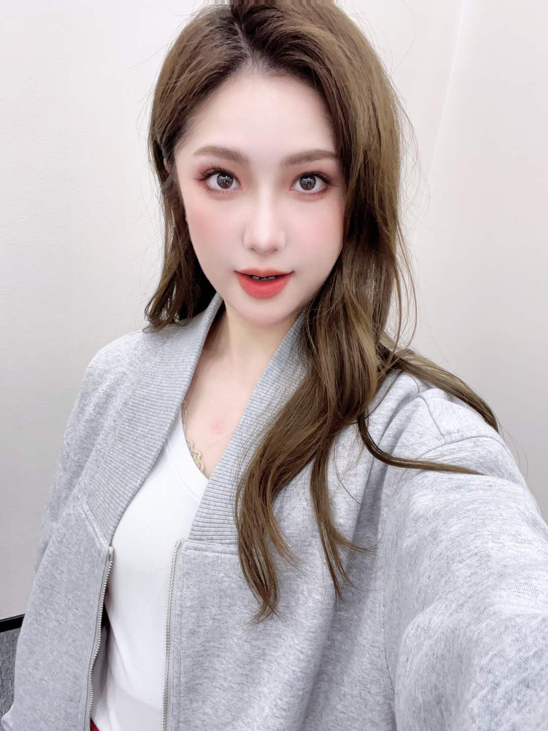 77ad5043cc4caafffb0ed5289558d19f_1767315935_3911.jpg 77ad5043cc4caafffb0ed5289558d19f_1767315935_3911_1767316383.jpg