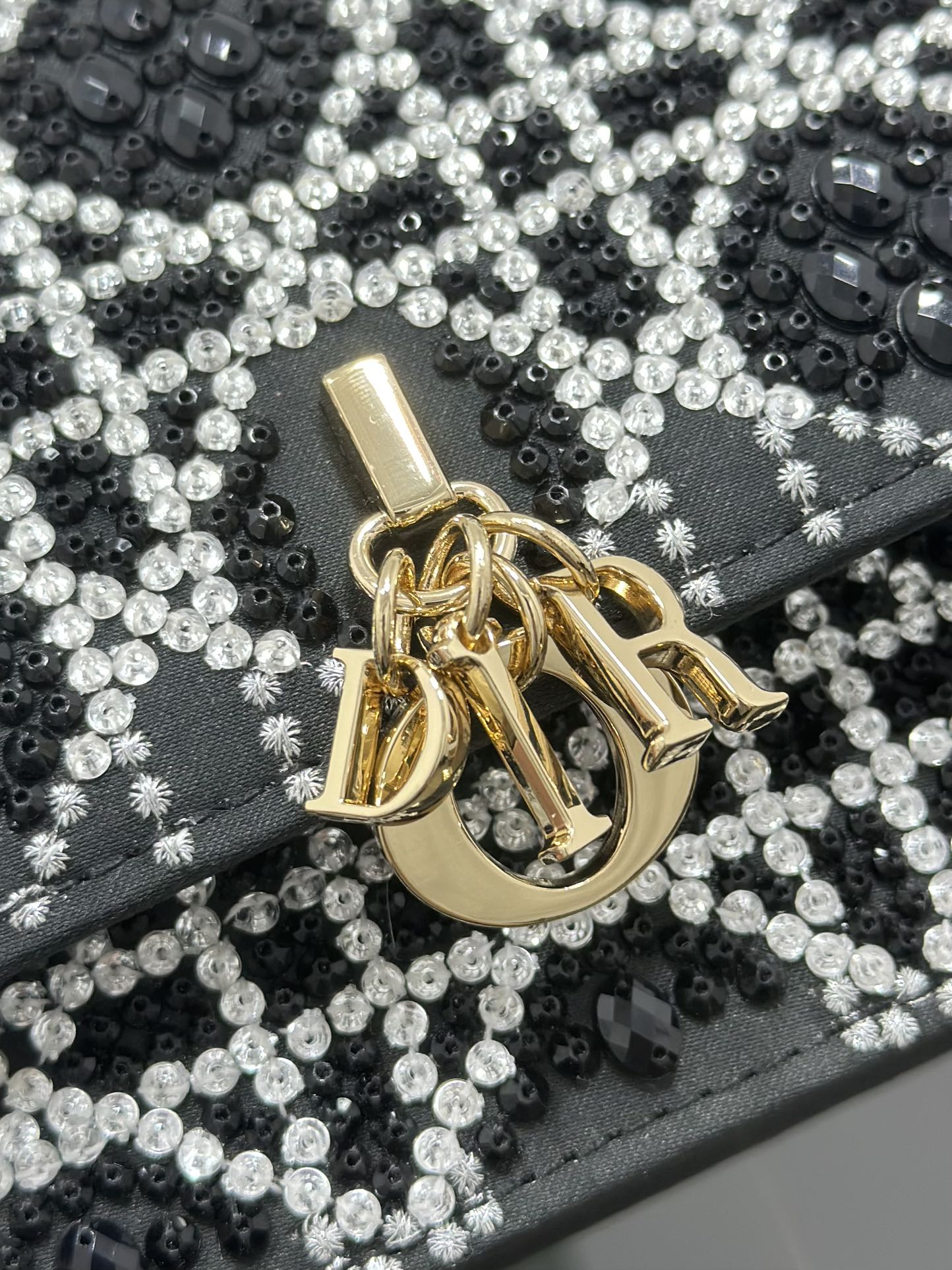 cddd3d52e538f9908adb7eef66c9c320_1767356584_2575.jpg cddd3d52e538f9908adb7eef66c9c320_1767356584_2575_1767358810.jpg