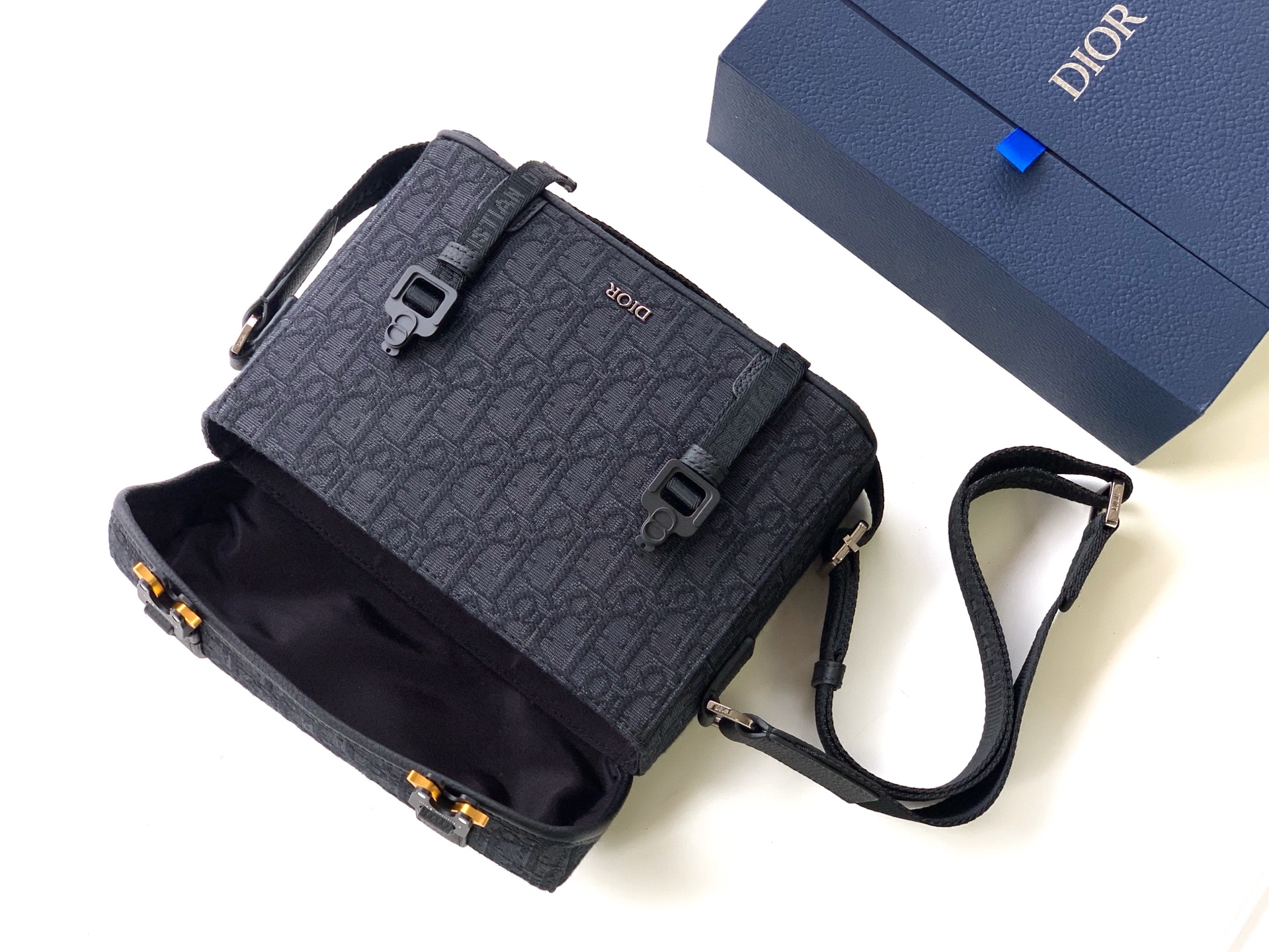 e50e334a2315e37ef9fc8e1548c1e3c5_1774478524_1733.jpg e50e334a2315e37ef9fc8e1548c1e3c5_1774478524_1733_1774478585.jpg