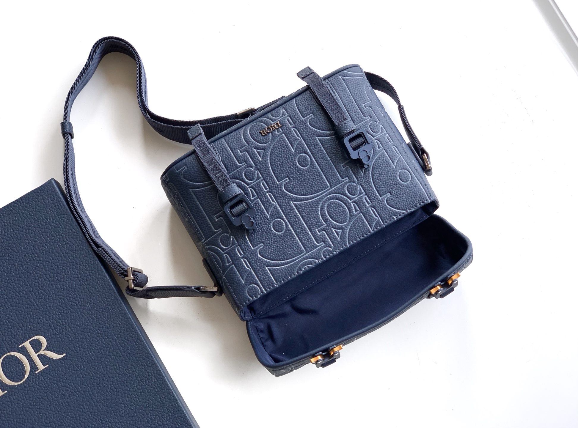 e50e334a2315e37ef9fc8e1548c1e3c5_1774478960_7856.jpg e50e334a2315e37ef9fc8e1548c1e3c5_1774478960_7856_1774479060.jpg