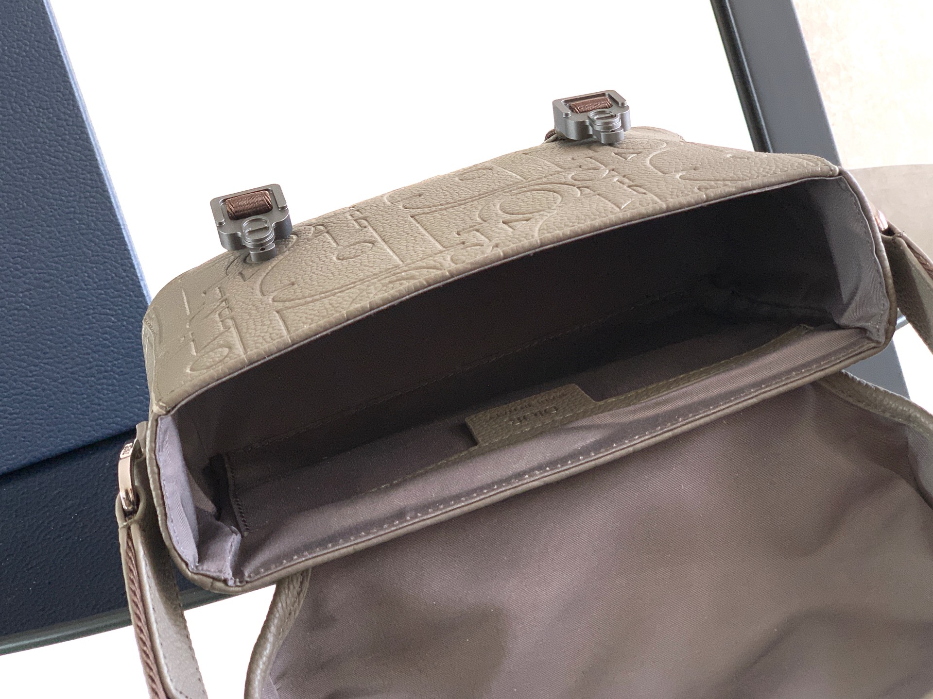 e50e334a2315e37ef9fc8e1548c1e3c5_1774479096_1021.jpg e50e334a2315e37ef9fc8e1548c1e3c5_1774479096_1021_1774479164_1774479366.jpg