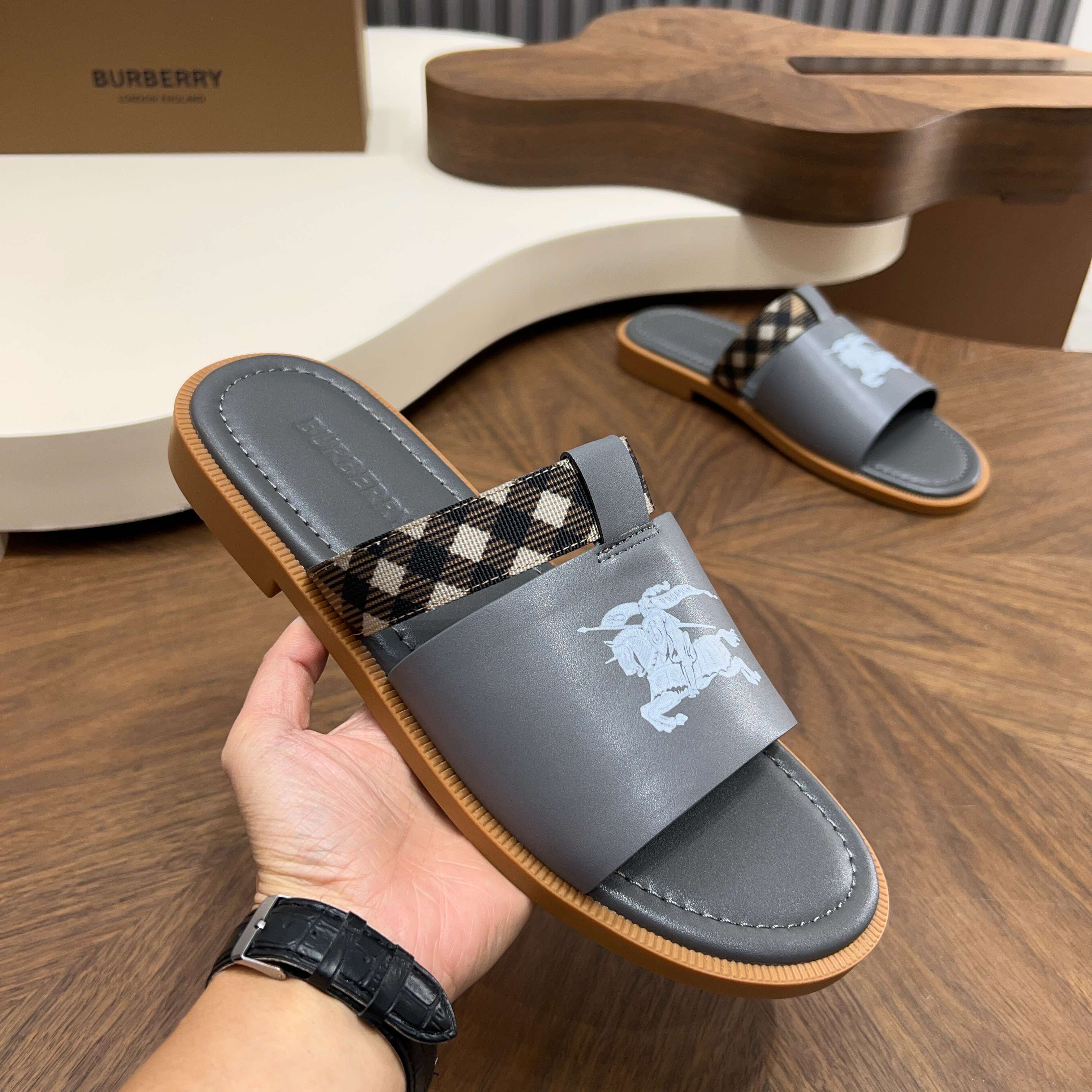 57c3ab4f40164846c87dab06e117dc4d_1775228294_6853.jpg 57c3ab4f40164846c87dab06e117dc4d_1775228294_6853_1775228322.jpg