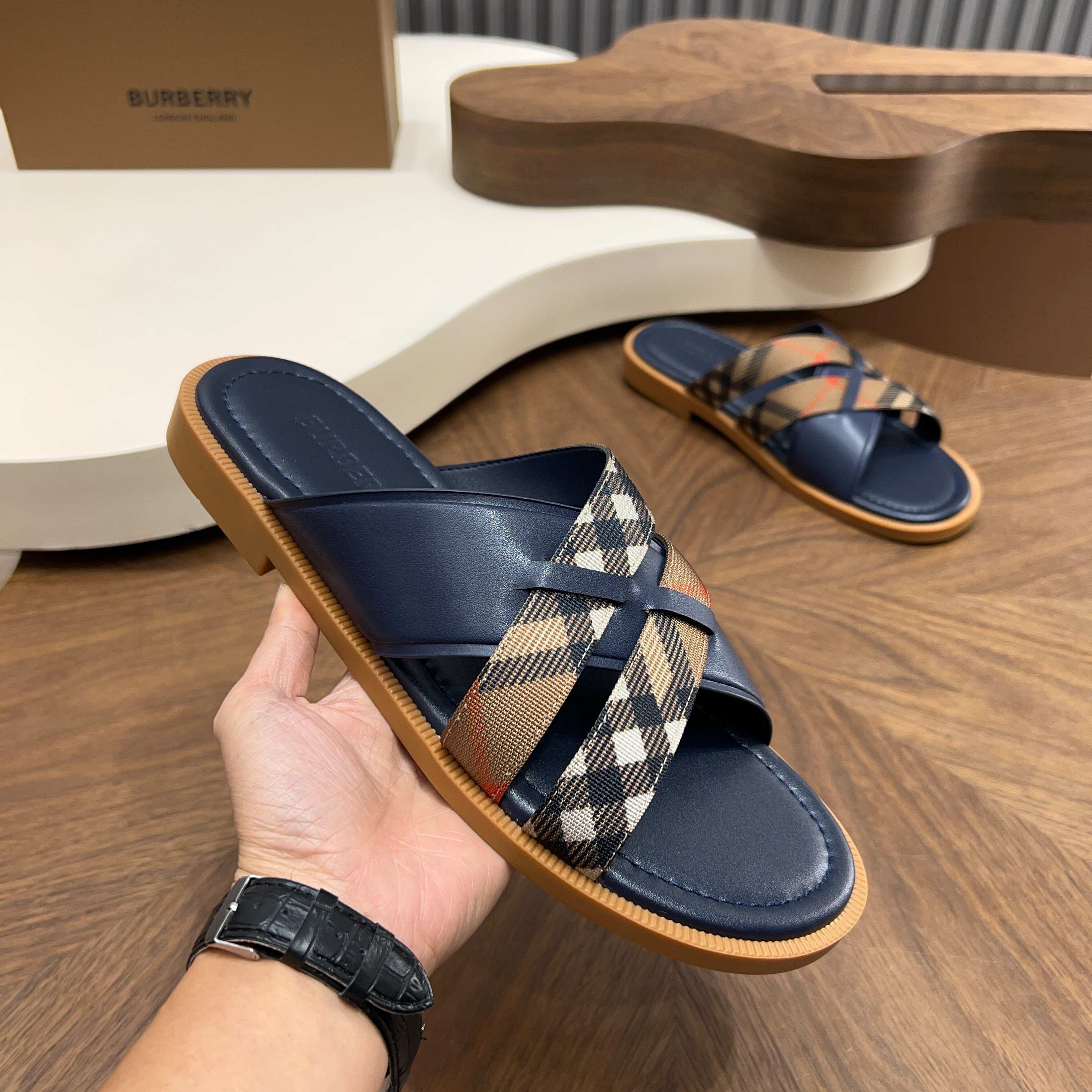 57c3ab4f40164846c87dab06e117dc4d_1775228863_4097.jpg 57c3ab4f40164846c87dab06e117dc4d_1775228863_4097_1775228884.jpg