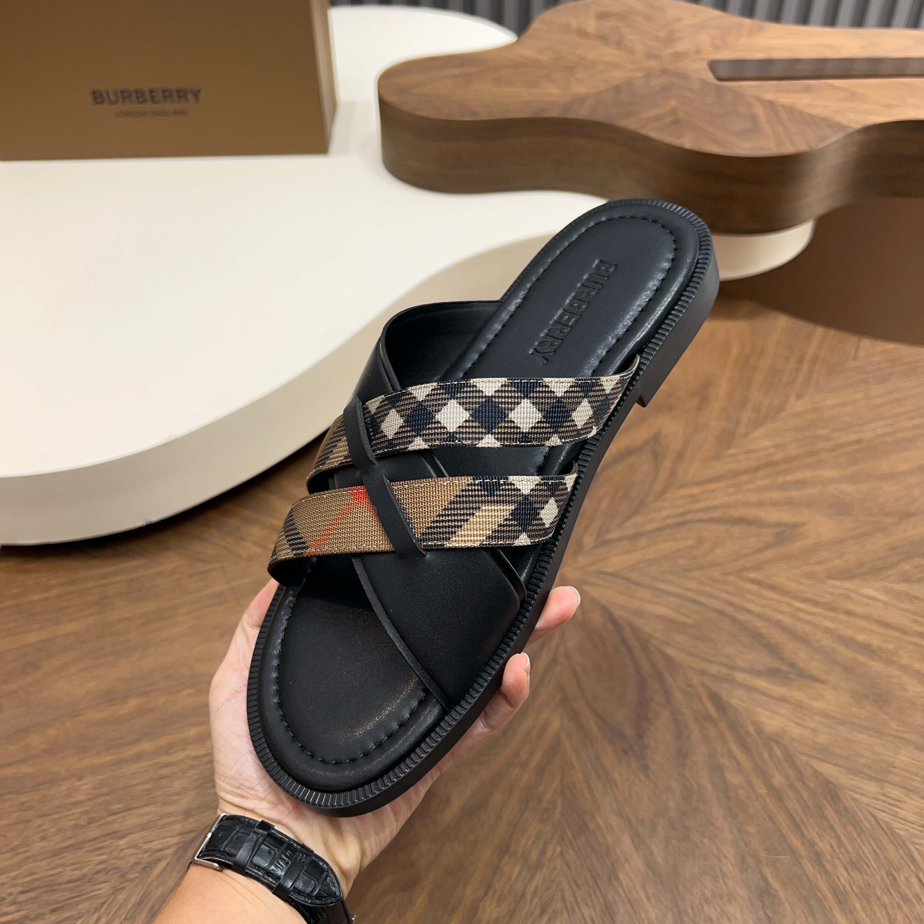 57c3ab4f40164846c87dab06e117dc4d_1775228967_7409.jpg 57c3ab4f40164846c87dab06e117dc4d_1775228967_7409_1775228990.jpg