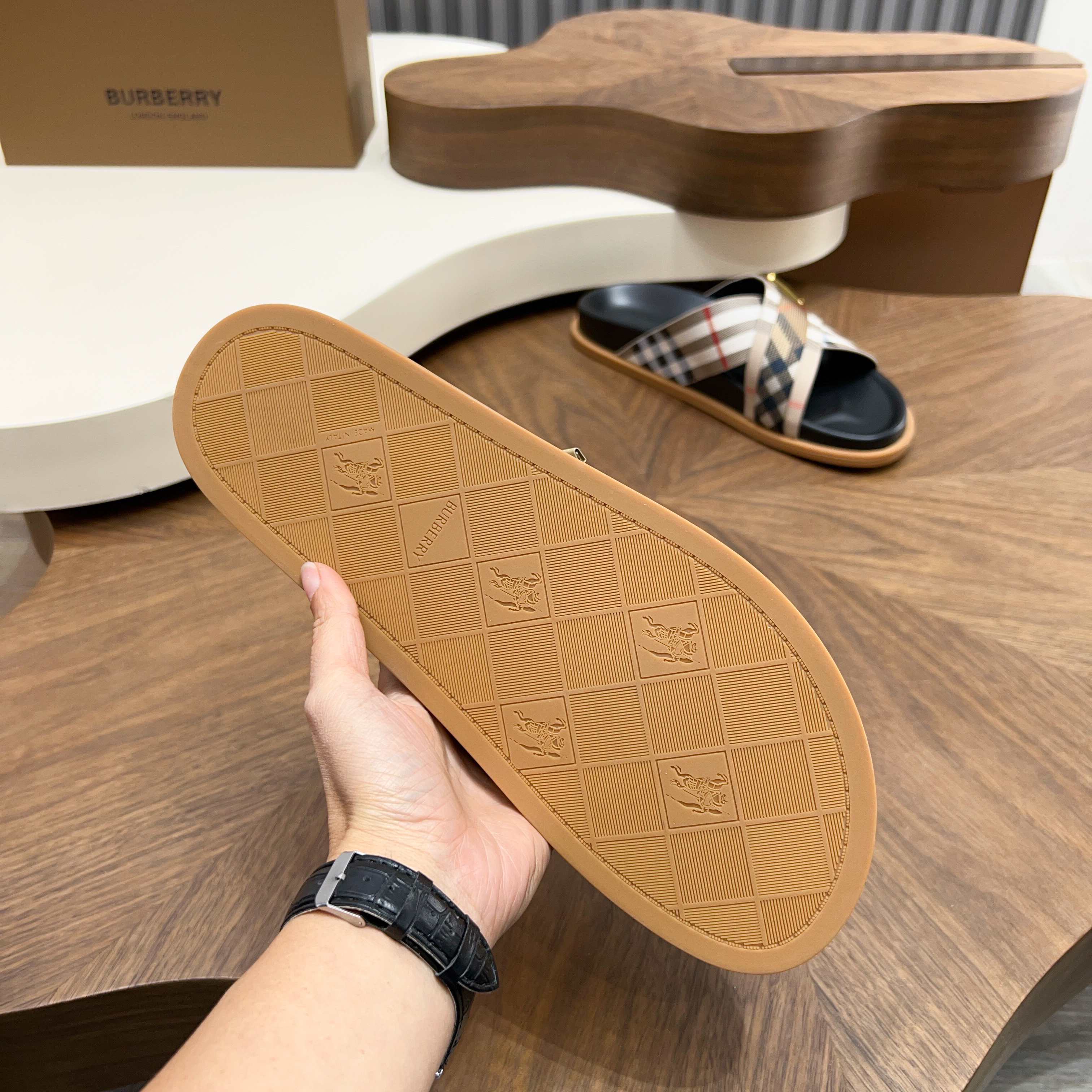 57c3ab4f40164846c87dab06e117dc4d_1775229974_3774.jpg 57c3ab4f40164846c87dab06e117dc4d_1775229974_3774_1775230063.jpg