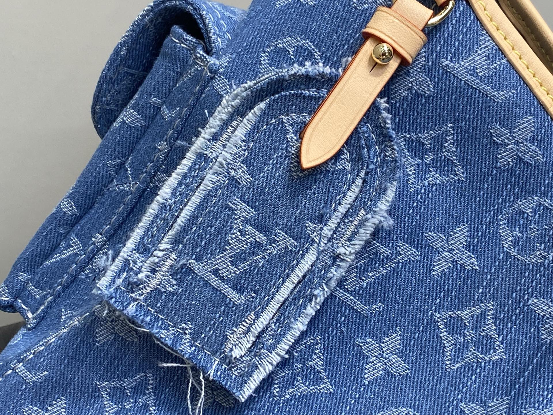 5c27b890a77b689f8d2e5eaf4d492d88_1775566813_8411.jpg 5c27b890a77b689f8d2e5eaf4d492d88_1775566813_8411_1775566877.jpg