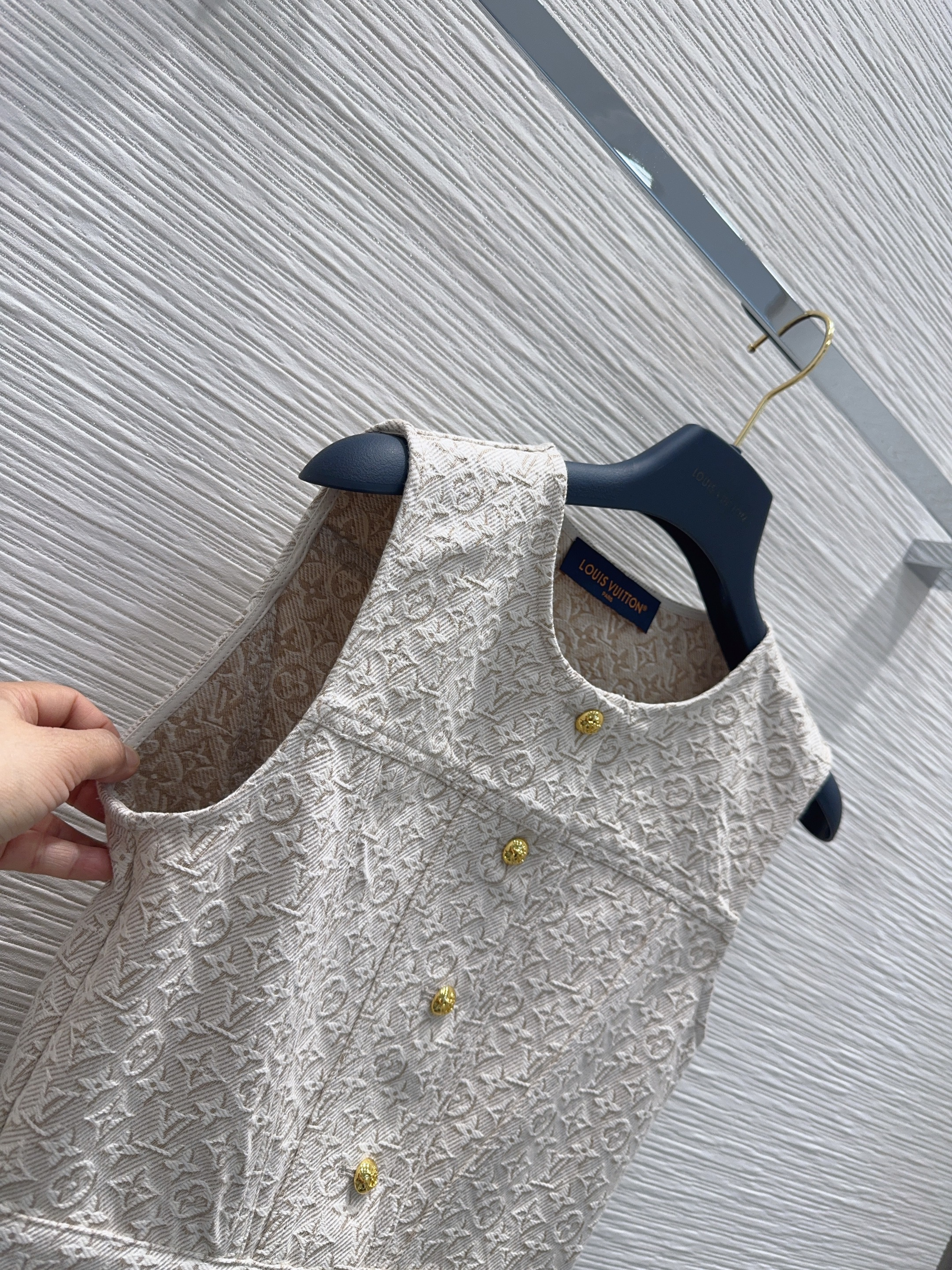 f46016bfdf63f94d15f8a31a4ed9cc89_1775839017_4395.jpg f46016bfdf63f94d15f8a31a4ed9cc89_1775839017_4395.jpg